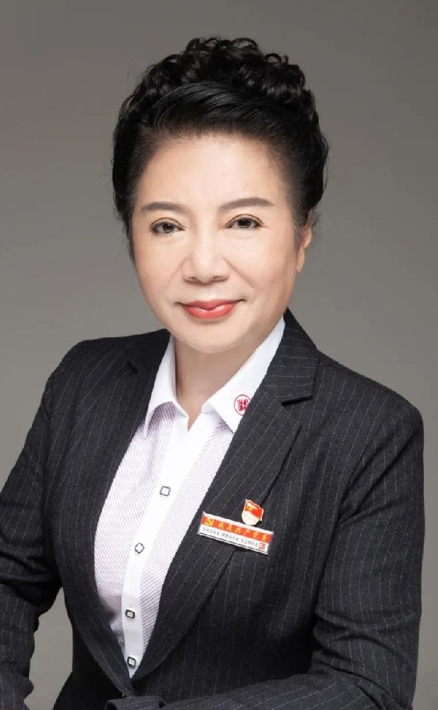 薛荣（荣誉会长、党支部书记）